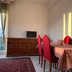 Casa Rosanna - Your In Apartment Como